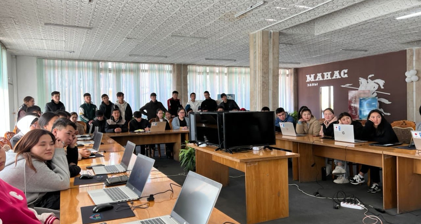 КР БШКнын жарандык жана санариптик билим берүү борборлорунда жаштардын санариптик лидерлер менен жолугушуулары өттү